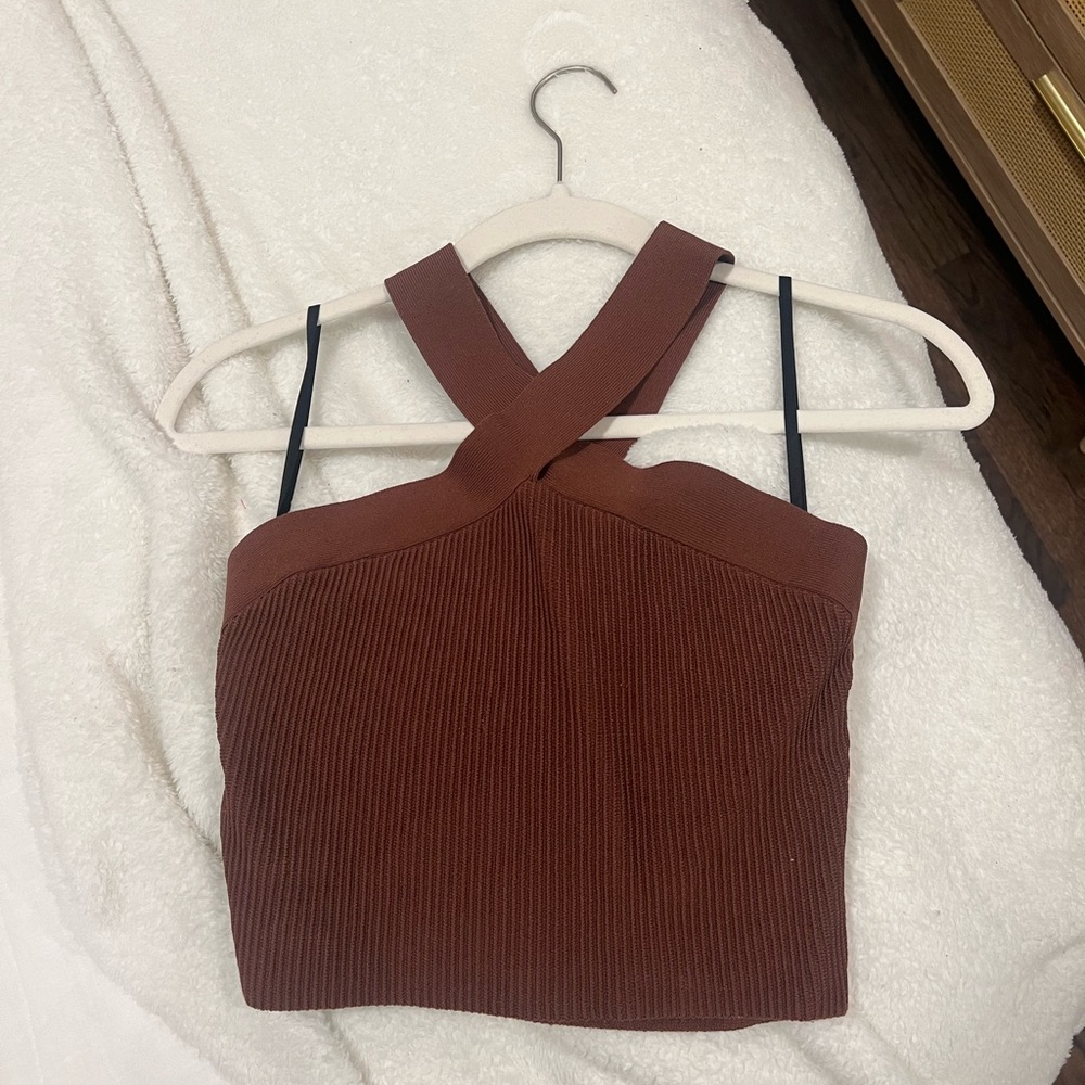 Babaton Sculpt Knit Criss Cross Cropped Tank